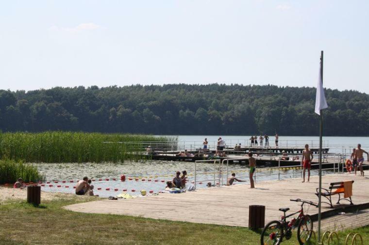 Bacowki Nad Jeziorem Goszcza Lubrza  Екстериор снимка